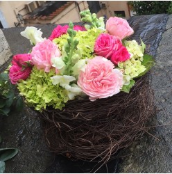 Corso online - Composizione a nido con fiori di stagione