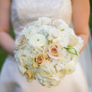 Bouquet mix ranuncoli  Rose crema e Rosa antico-0